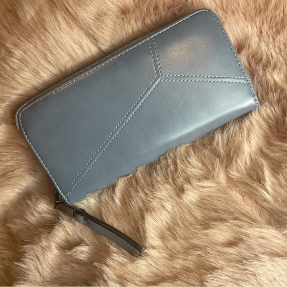 Love and Freedom Large Wallet Blue‎